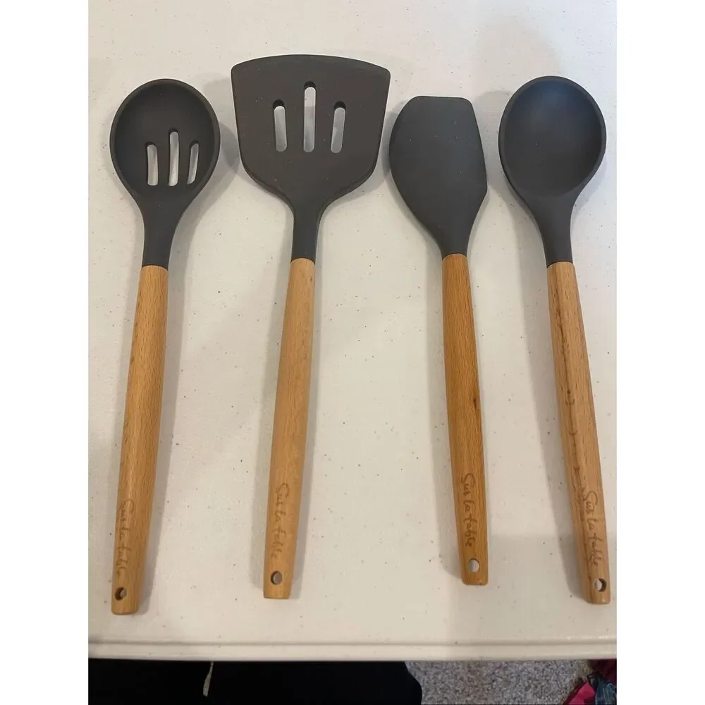 Sur la table 4 pc wooden silicone utensil set NWT